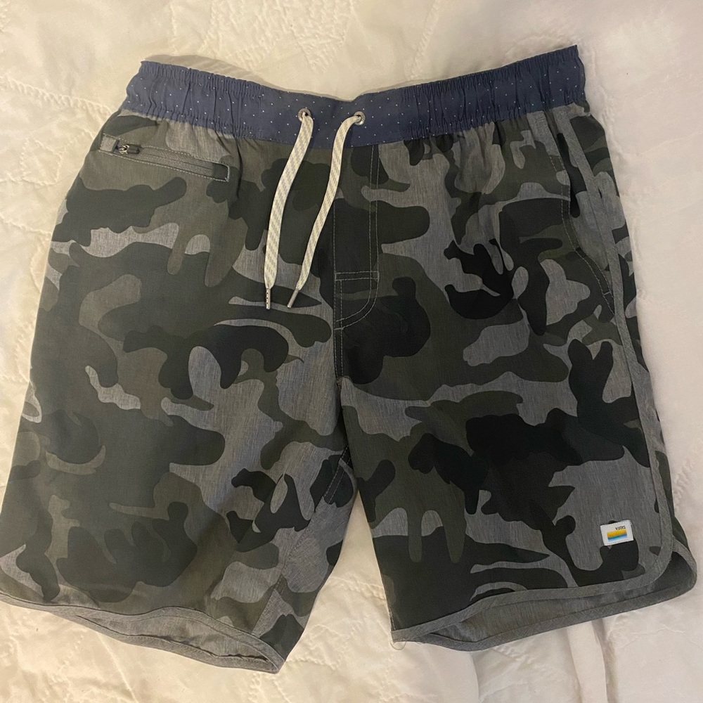 Vuori Banks Shorts